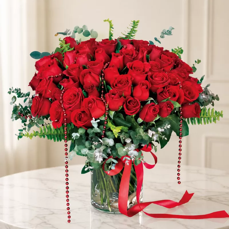 Vazoda 51 Kırmızı Gül