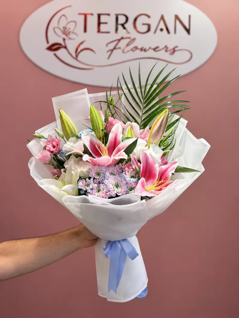 Pembe Lilyum Karışık Buket